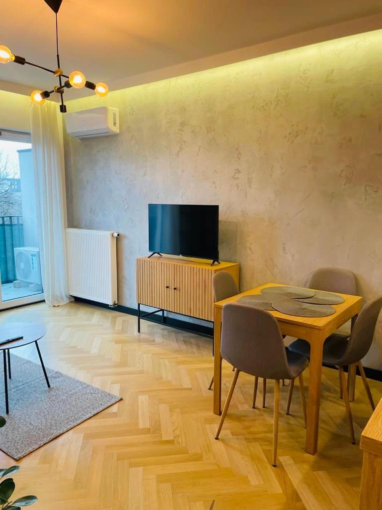 Drewnowska 77 Prime Apartment Lodź Bagian luar foto