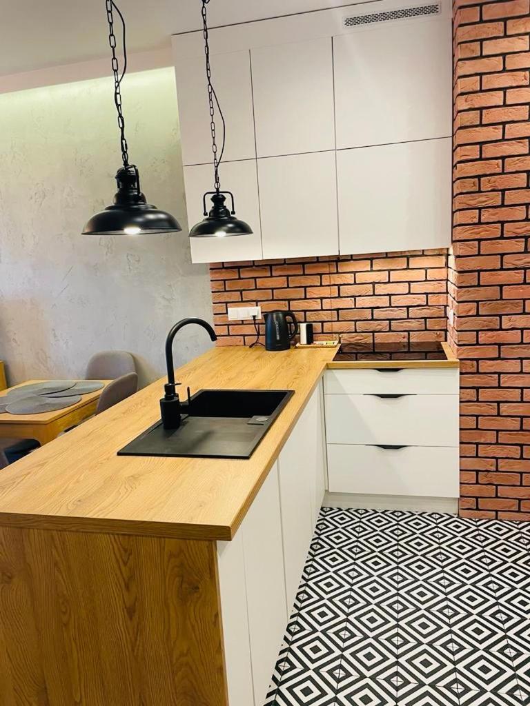Drewnowska 77 Prime Apartment Lodź Bagian luar foto